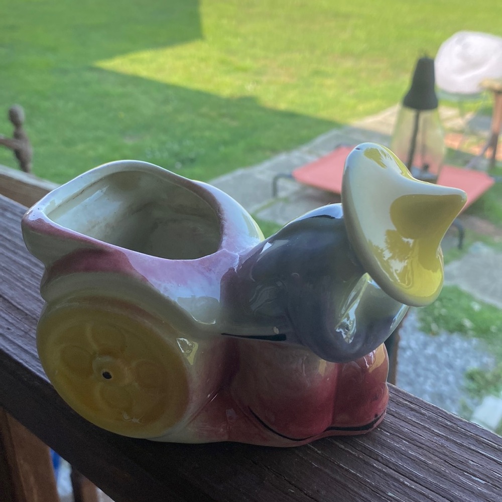 Small plant planter